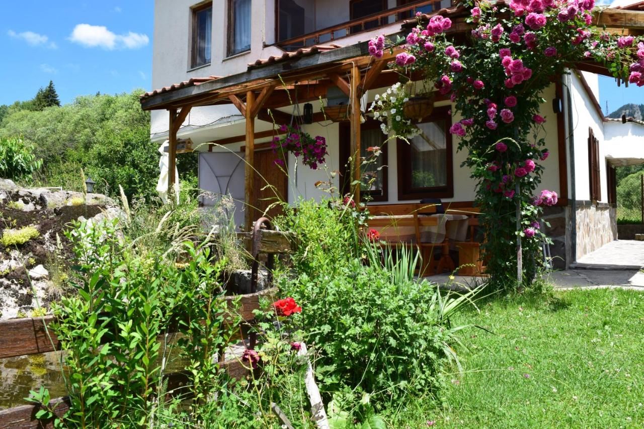 Дома для отпуска Villa Kabasanov Смолян-34